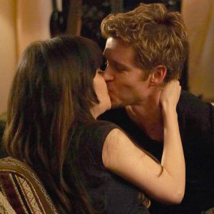 NEW GIRL, Zooey Deschanel, Ryan Kwanten NEW GIRL, Zooey Deschanel, Ryan Kwanten